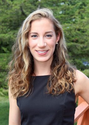 Headshot of Lydia Carpenter.